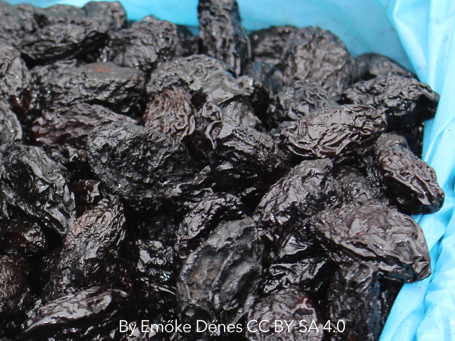 Researchers: Prunes may preserve bone health