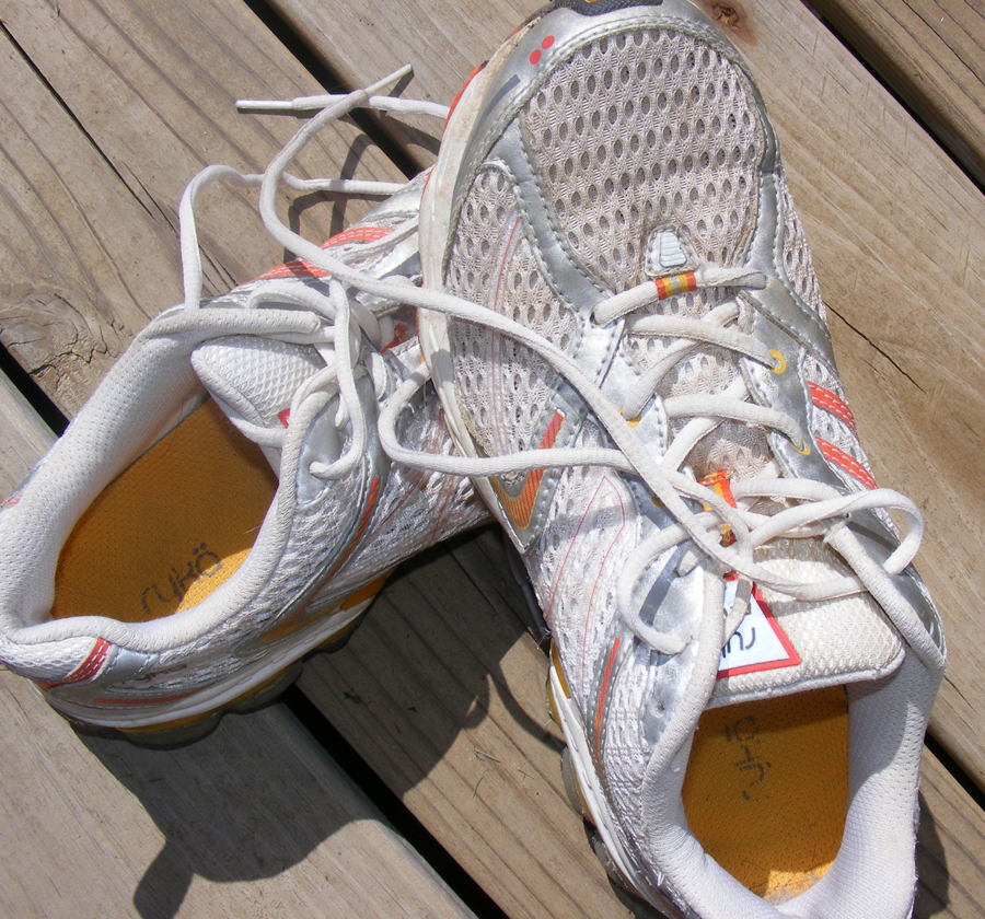 Shoes make the difference in foot pain, health